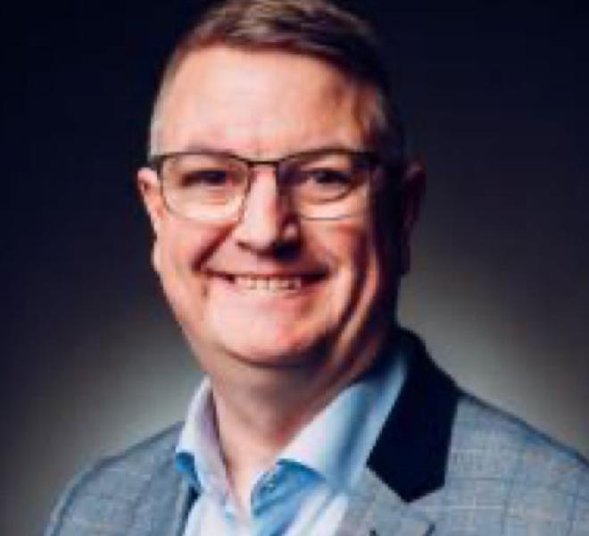 Darren Lowe